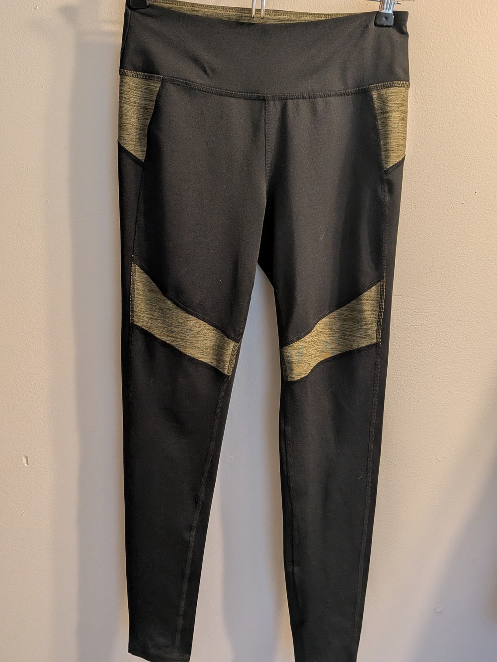 Abercrombie & Fitch A&F NY Athletic Performance Leggings Approx. Size Small